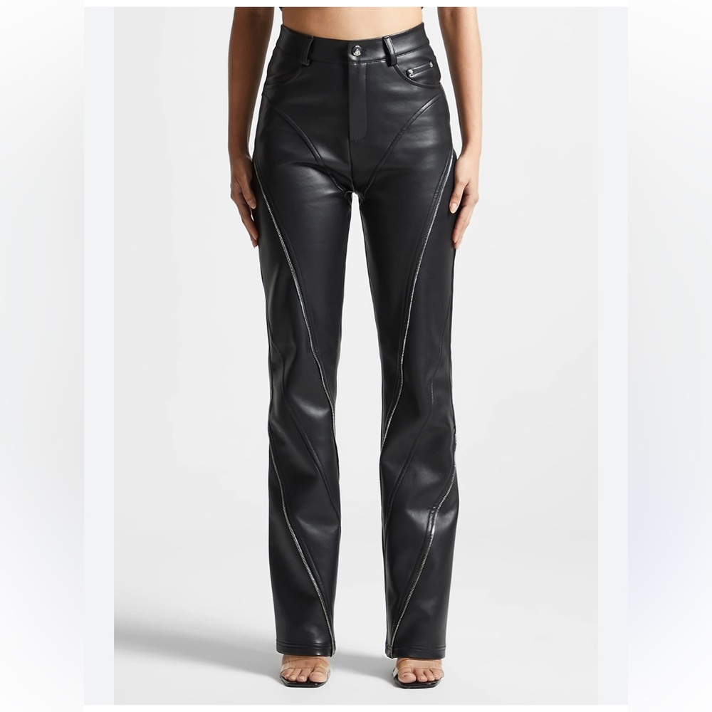 NWT Maniere De Voir Black w Zip Details Vegan Faux Leather Motorcycle Pants Sz 6